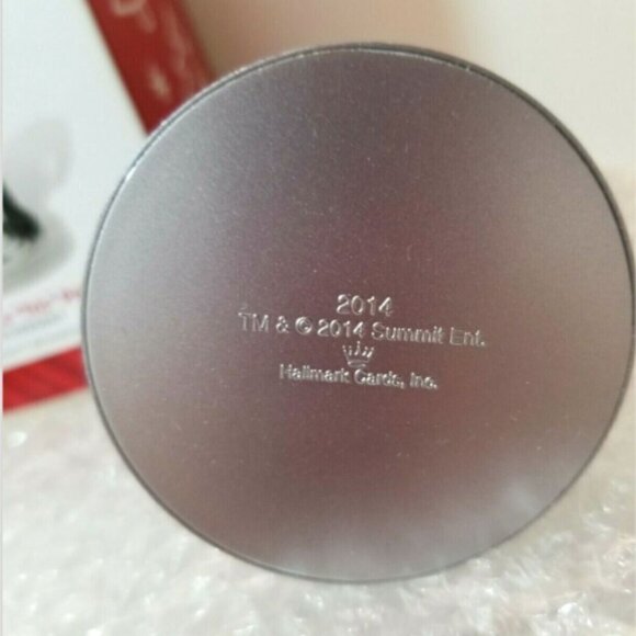 Hallmark Keepsake Christmas Ornament Beatrice Tris Prior Divergent 2014 - Picture 5 of 6